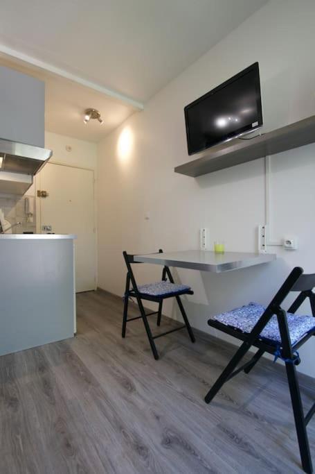 Port Tamaris, Le Troisieme Apartment ลาแซน-ซูร์-แมร์ ภายนอก รูปภาพ