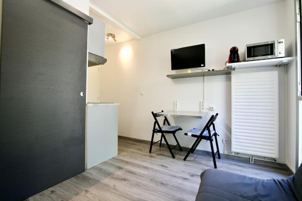 Port Tamaris, Le Troisieme Apartment ลาแซน-ซูร์-แมร์ ภายนอก รูปภาพ