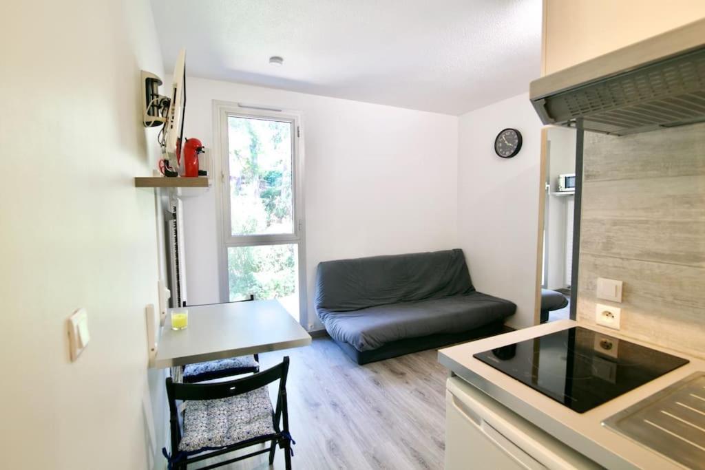 Port Tamaris, Le Troisieme Apartment ลาแซน-ซูร์-แมร์ ภายนอก รูปภาพ