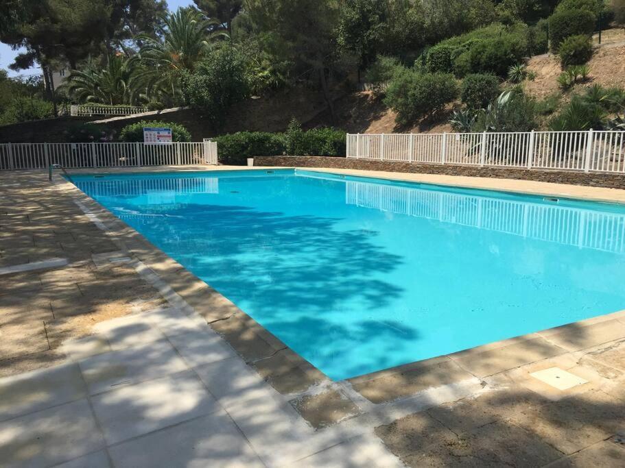 Port Tamaris, Le Troisieme Apartment ลาแซน-ซูร์-แมร์ ภายนอก รูปภาพ